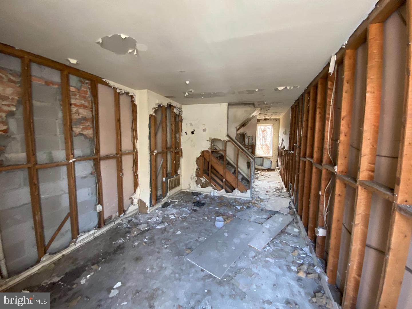 BOOTH-BOYD - Residential