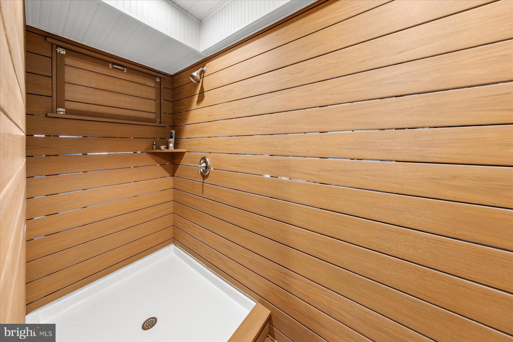 SOUTH BETHANY HARBOR - Residential