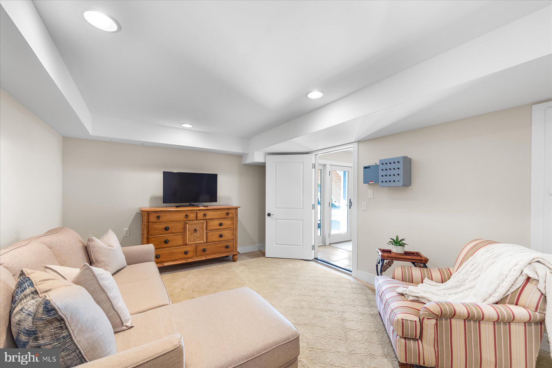 SOUTH BETHANY HARBOR - Residential