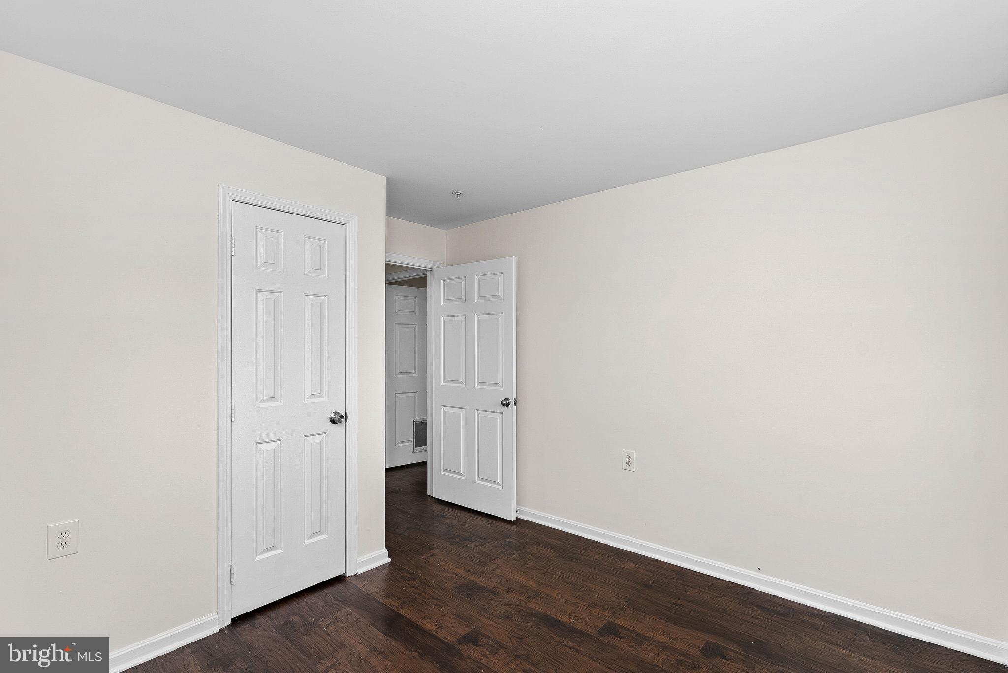 LEESBURG GATEWAY II - Residential Lease