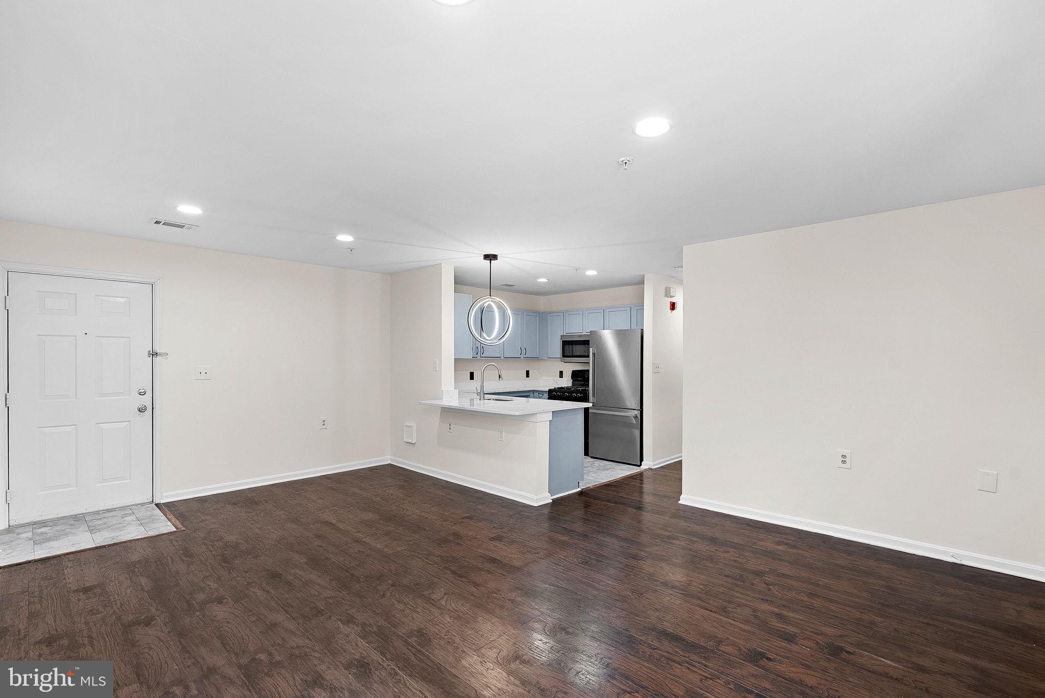 LEESBURG GATEWAY II - Residential Lease