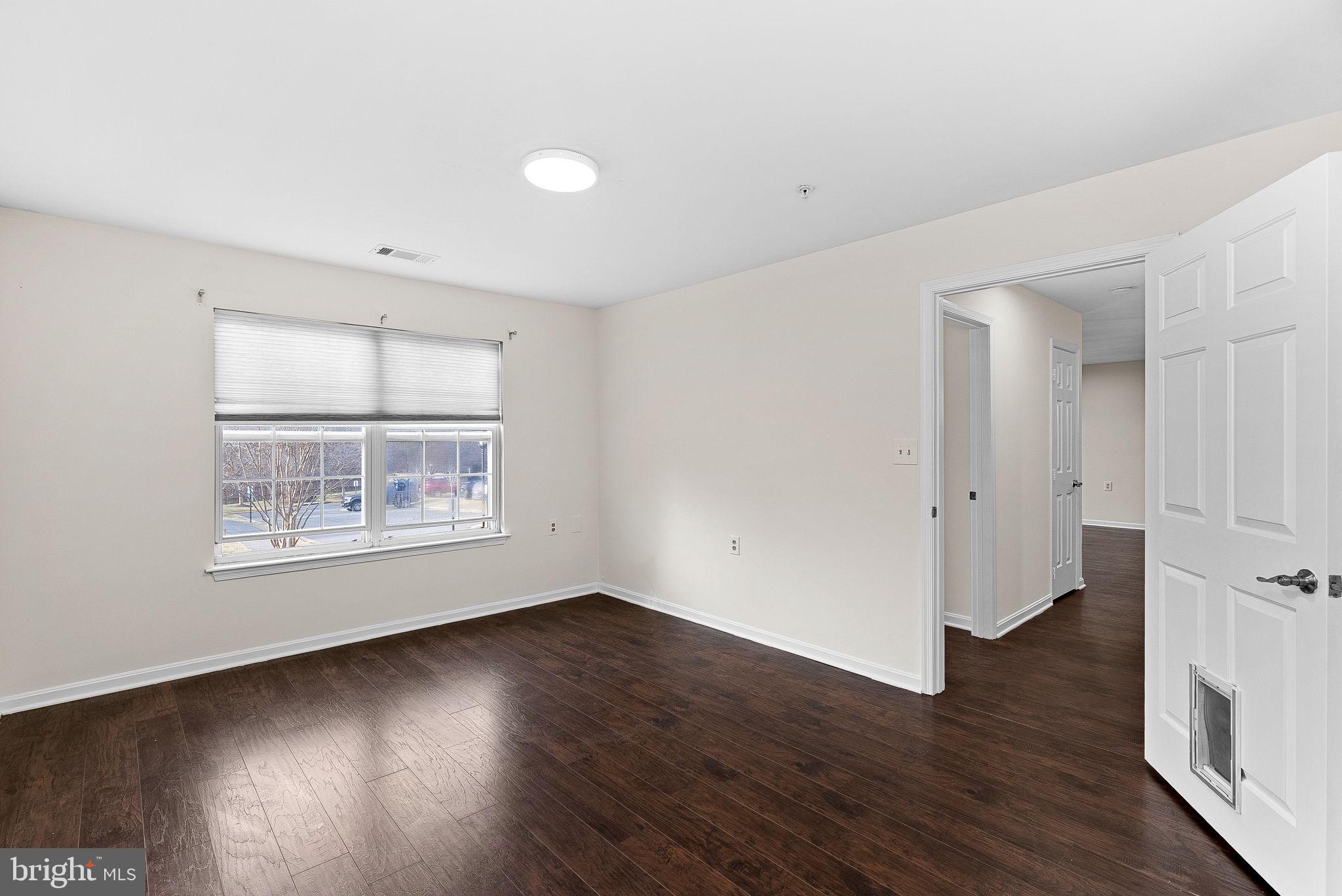 LEESBURG GATEWAY II - Residential Lease