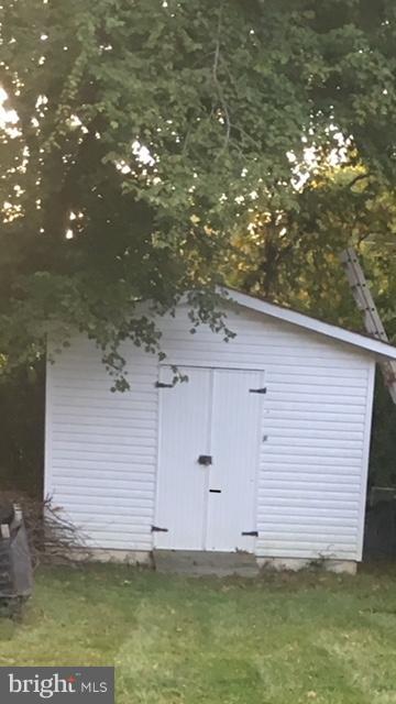 INDIAN VILLAGE IND HEAD - Residential Lease