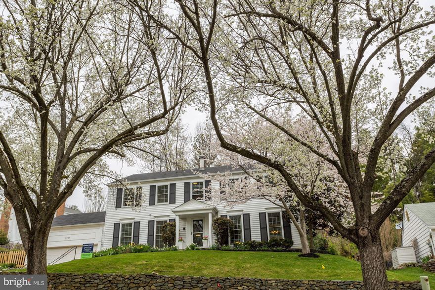 Beautifully updated 5 bdrm, 3.5 bath Colonial in Seminary Ridge.Gourmet eat-in kitchen,quartz countertops w/marble backsplash,Thermador range & Liebherr refrigerator. Recessed lighting,wood floors & Pella Windows throughout, Fireplace in family rm with French doors leading to lovely backyard. Updated lower level has a bedrm & full bath for an au pair. 2-car garage. Move-in ready!
