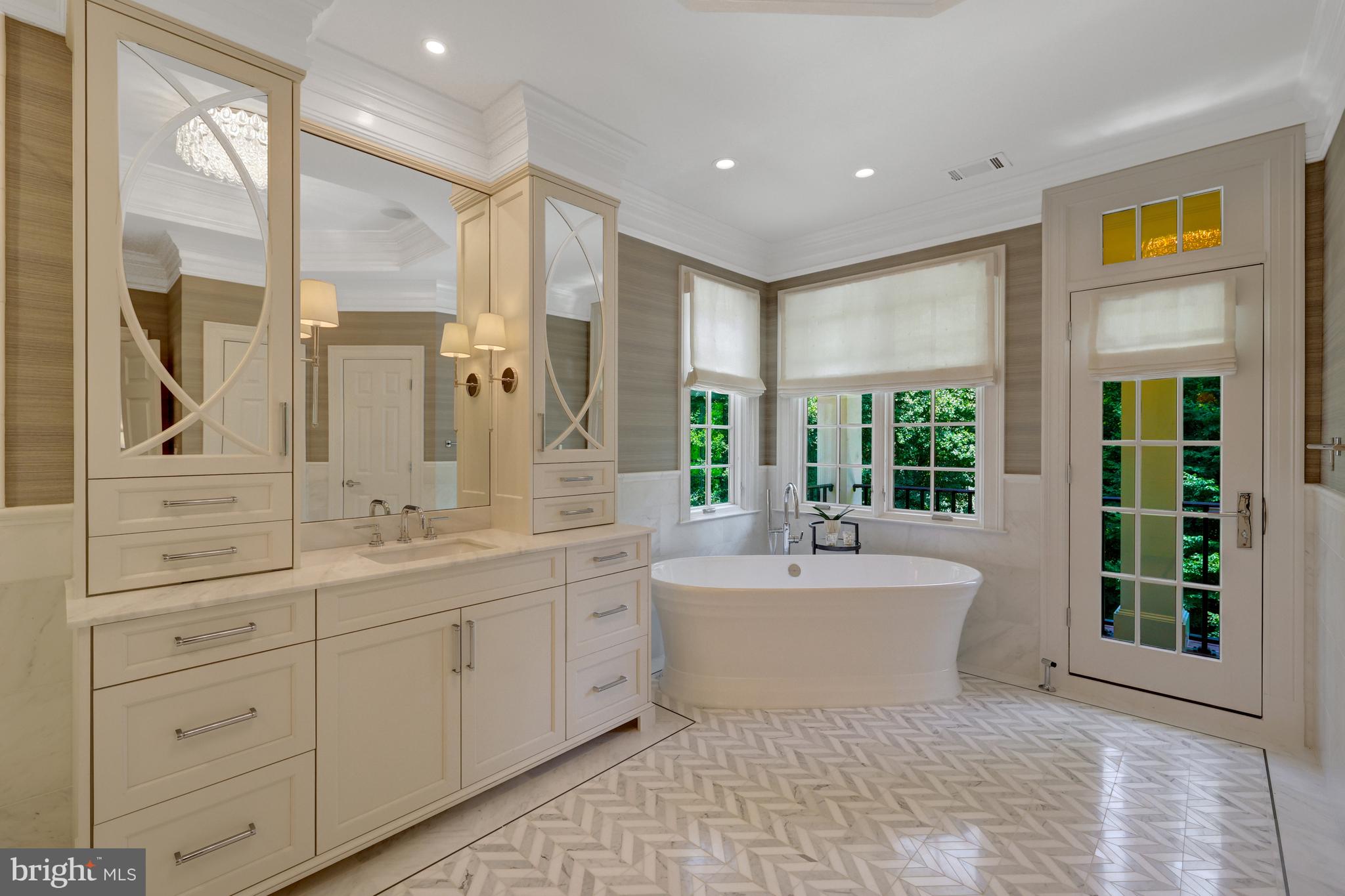 THE RESERVE - Residential