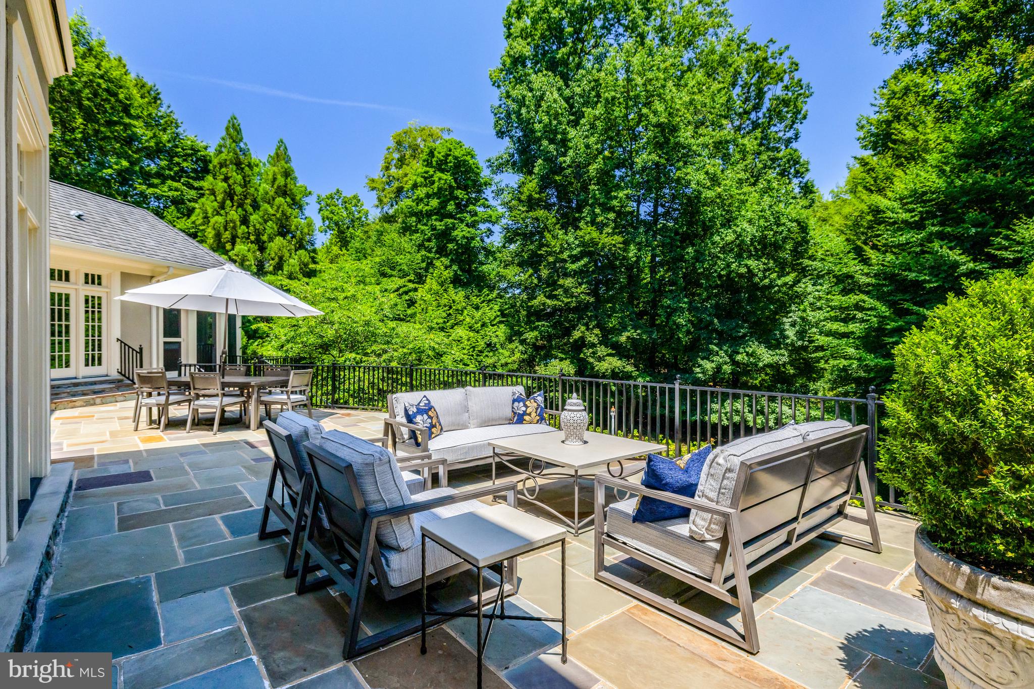 THE RESERVE - Residential