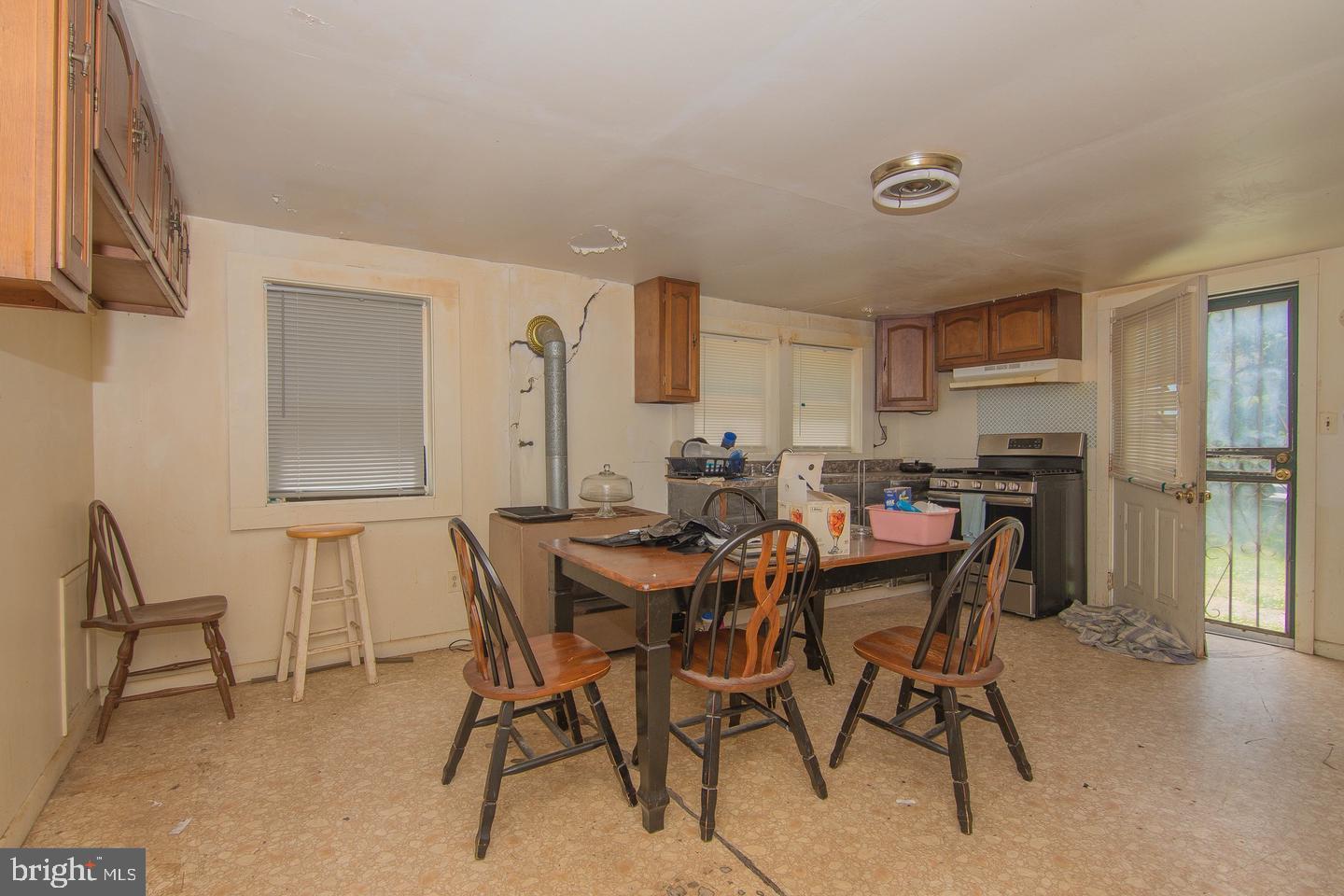 ROYAL OAK - Residential