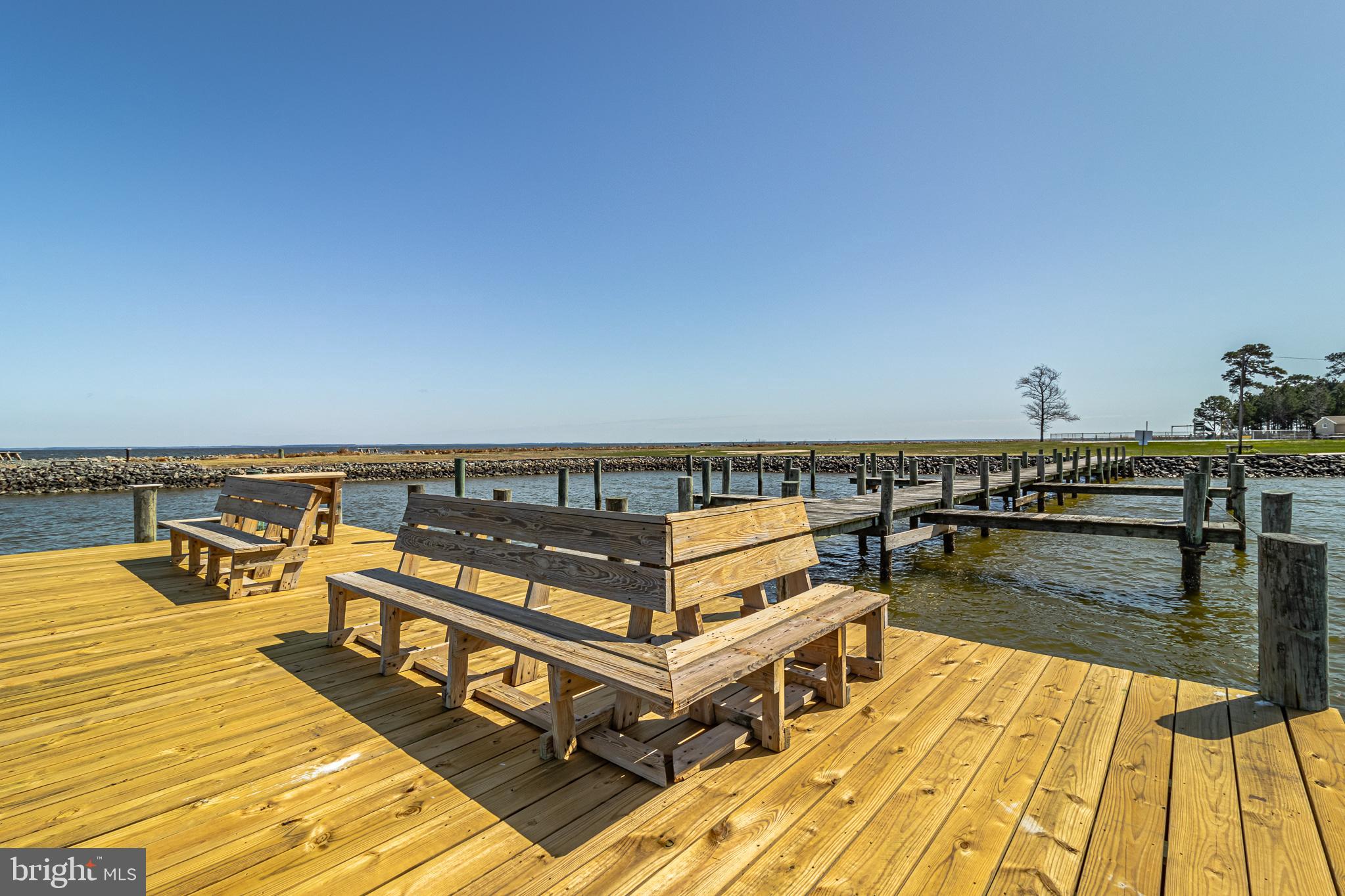 BAY QUARTER SHORES - Land