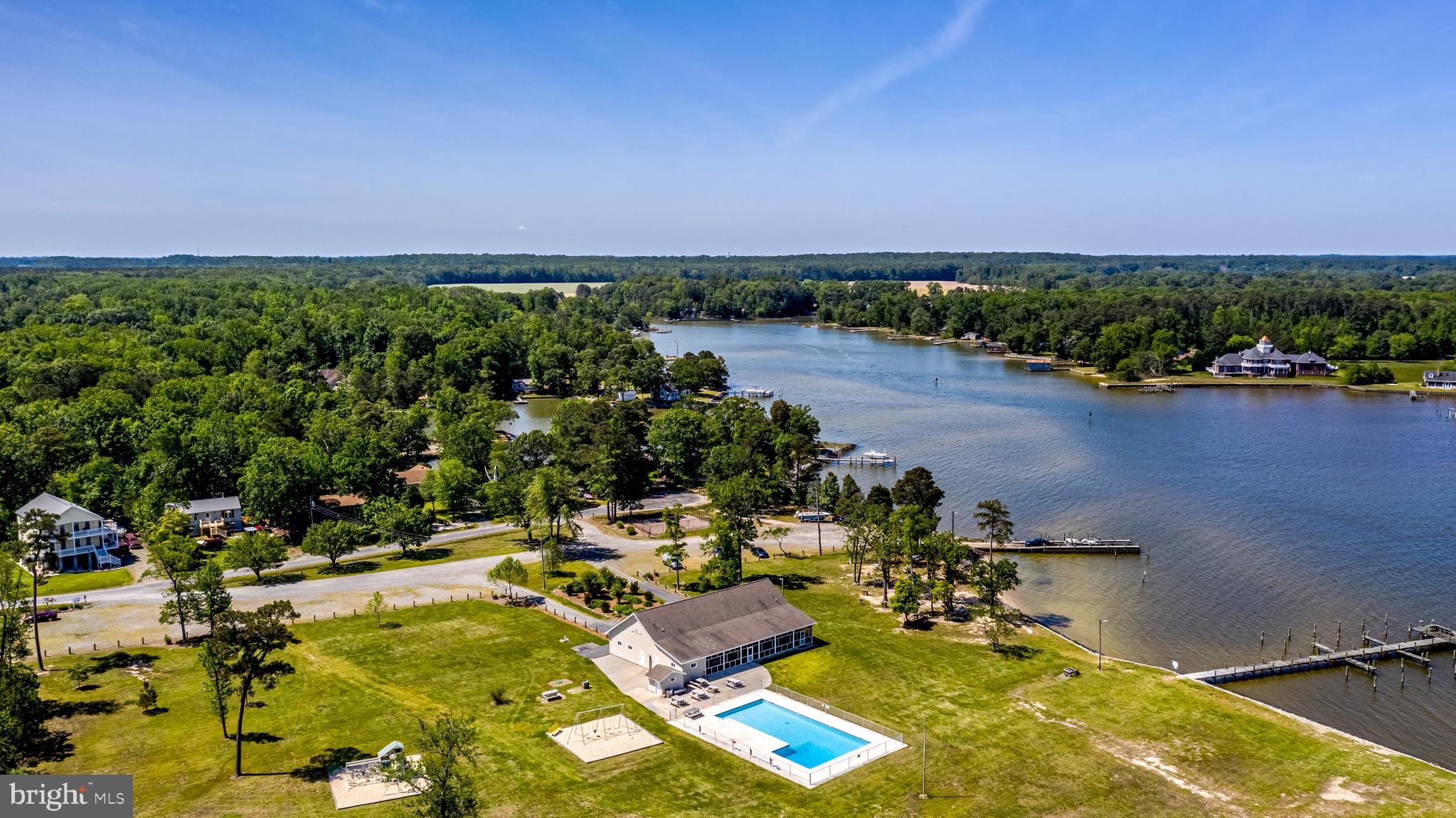 BAY QUARTER SHORES - Land