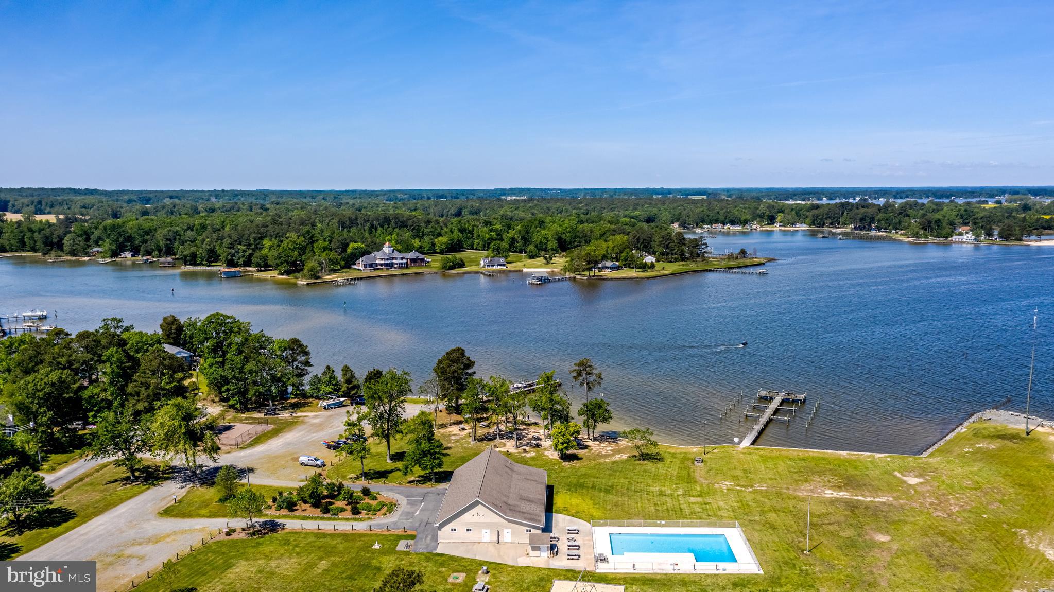 BAY QUARTER SHORES - Land