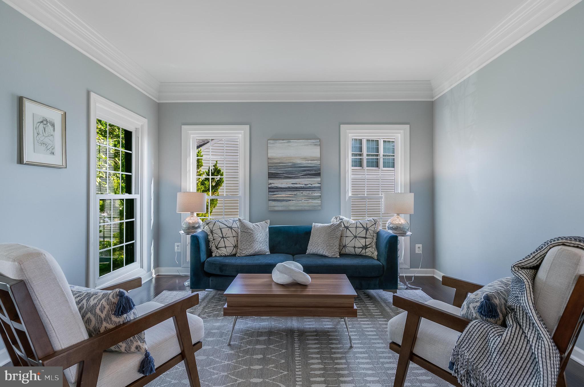 SIGNATURE AT BROADLANDS - Residential