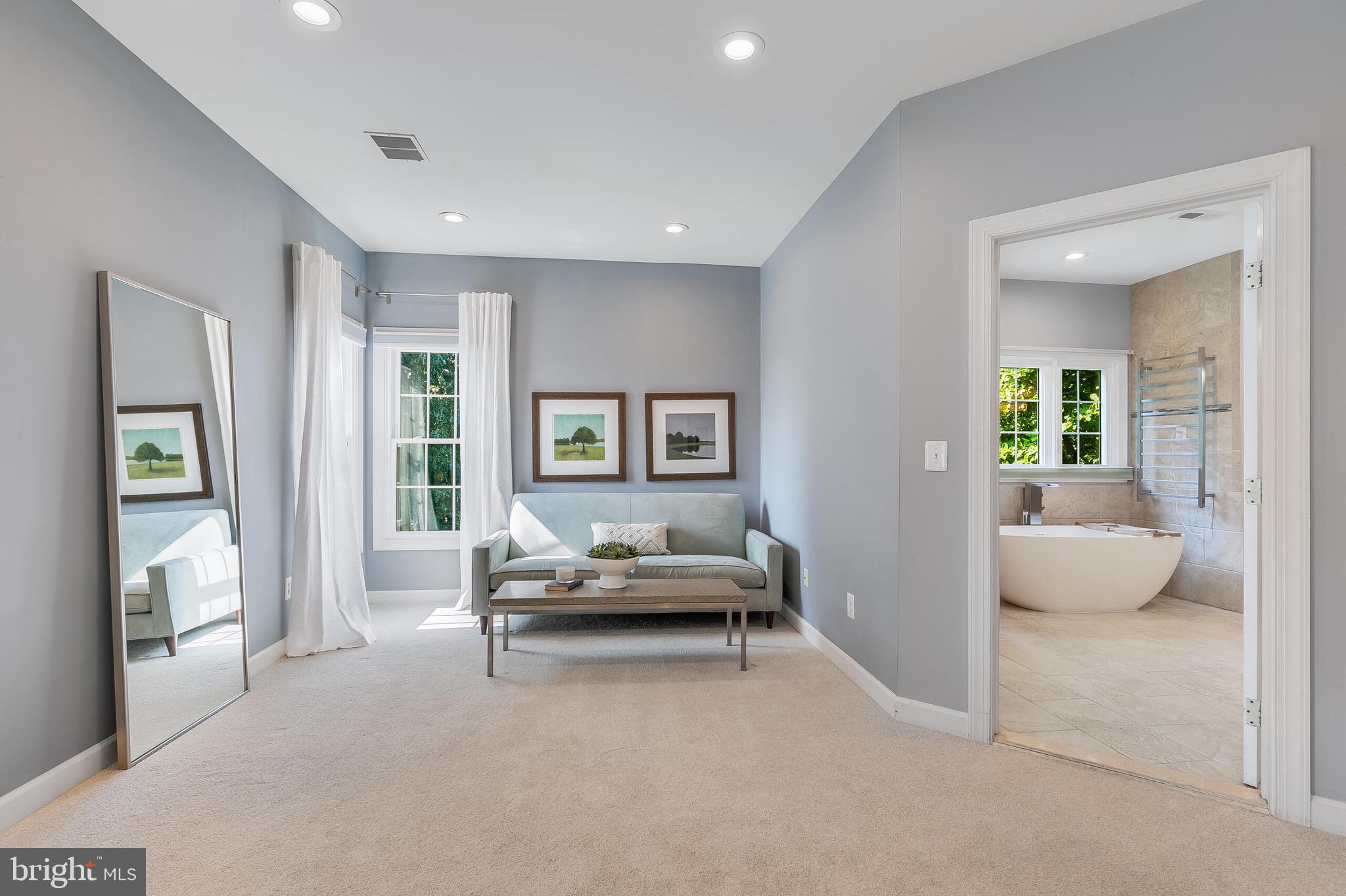 SIGNATURE AT BROADLANDS - Residential