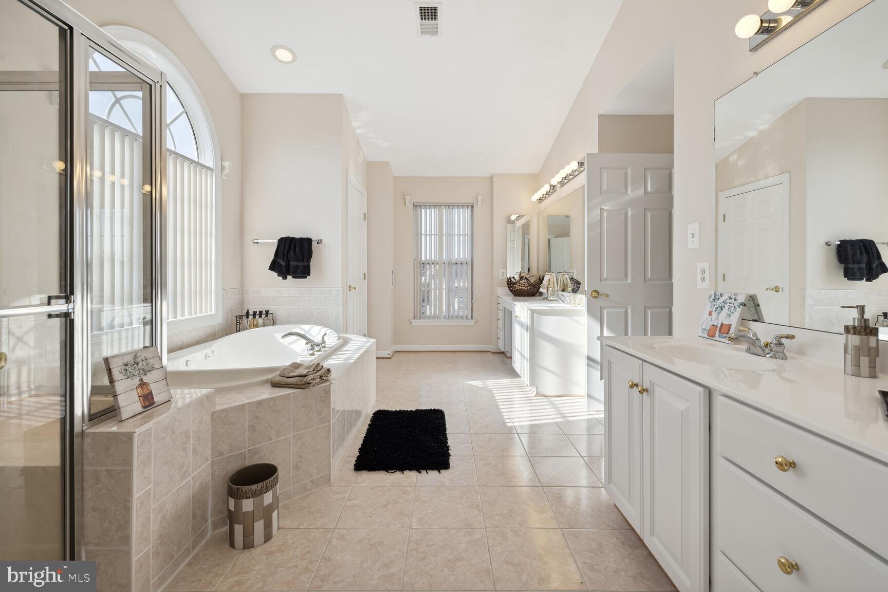 HAMPTONS OF BRIGHTWOOD - Residential