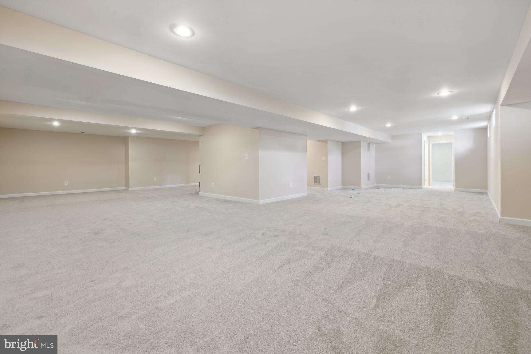 HAMPTONS OF BRIGHTWOOD - Residential