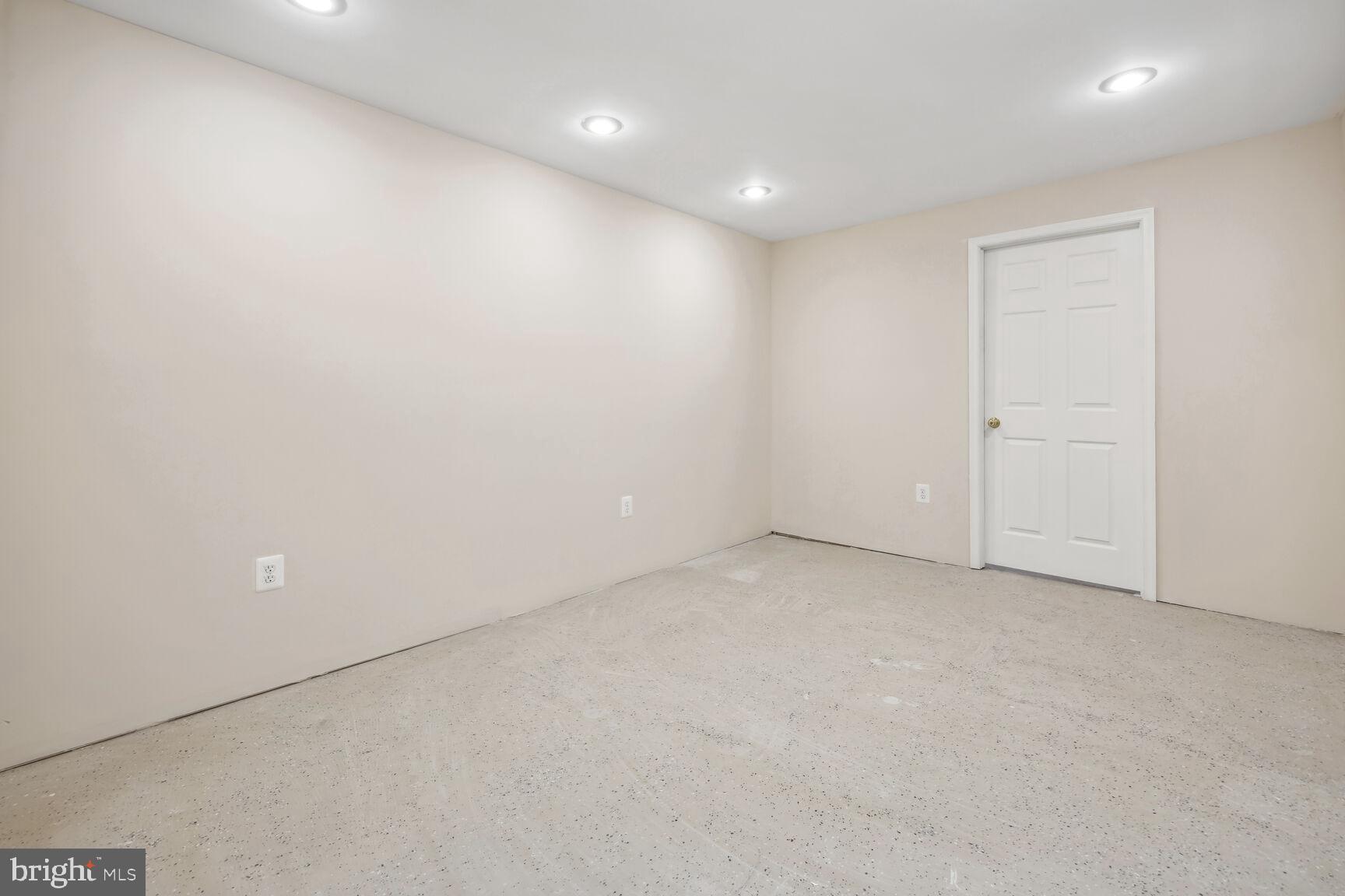 HAMPTONS OF BRIGHTWOOD - Residential