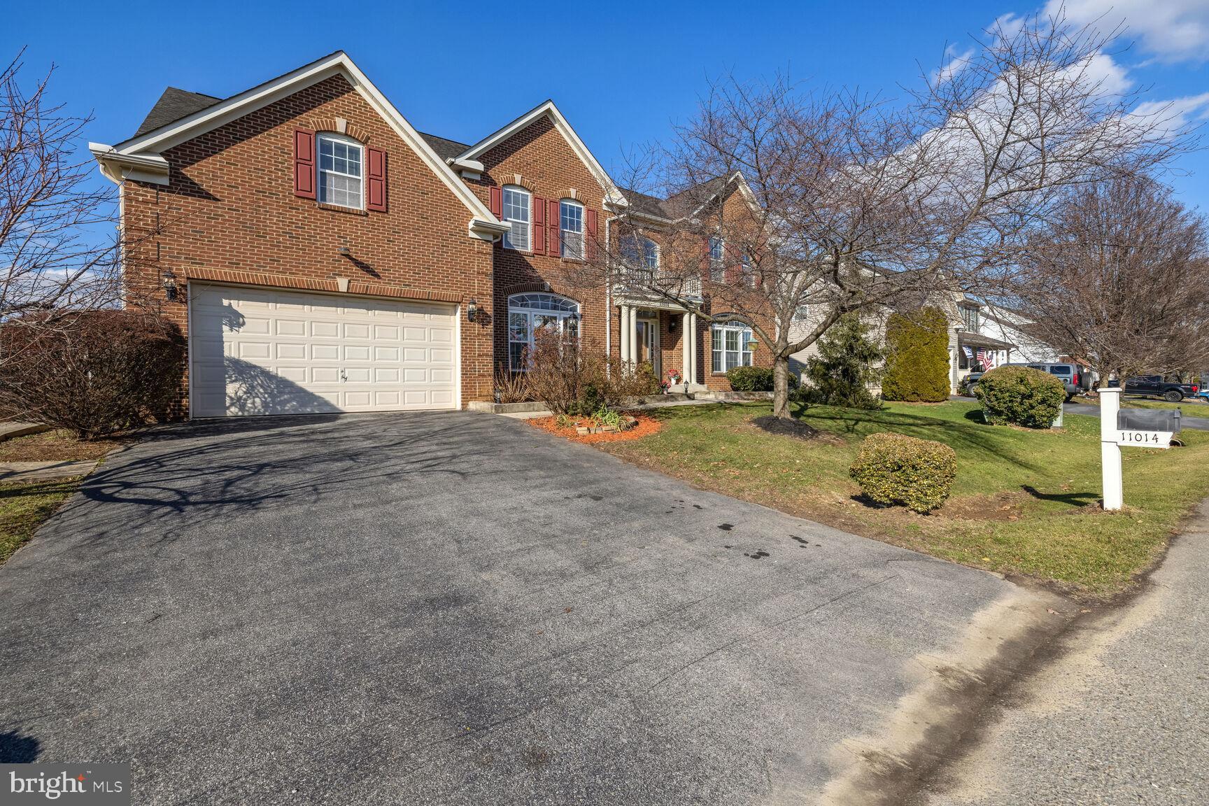 HAMPTONS OF BRIGHTWOOD - Residential