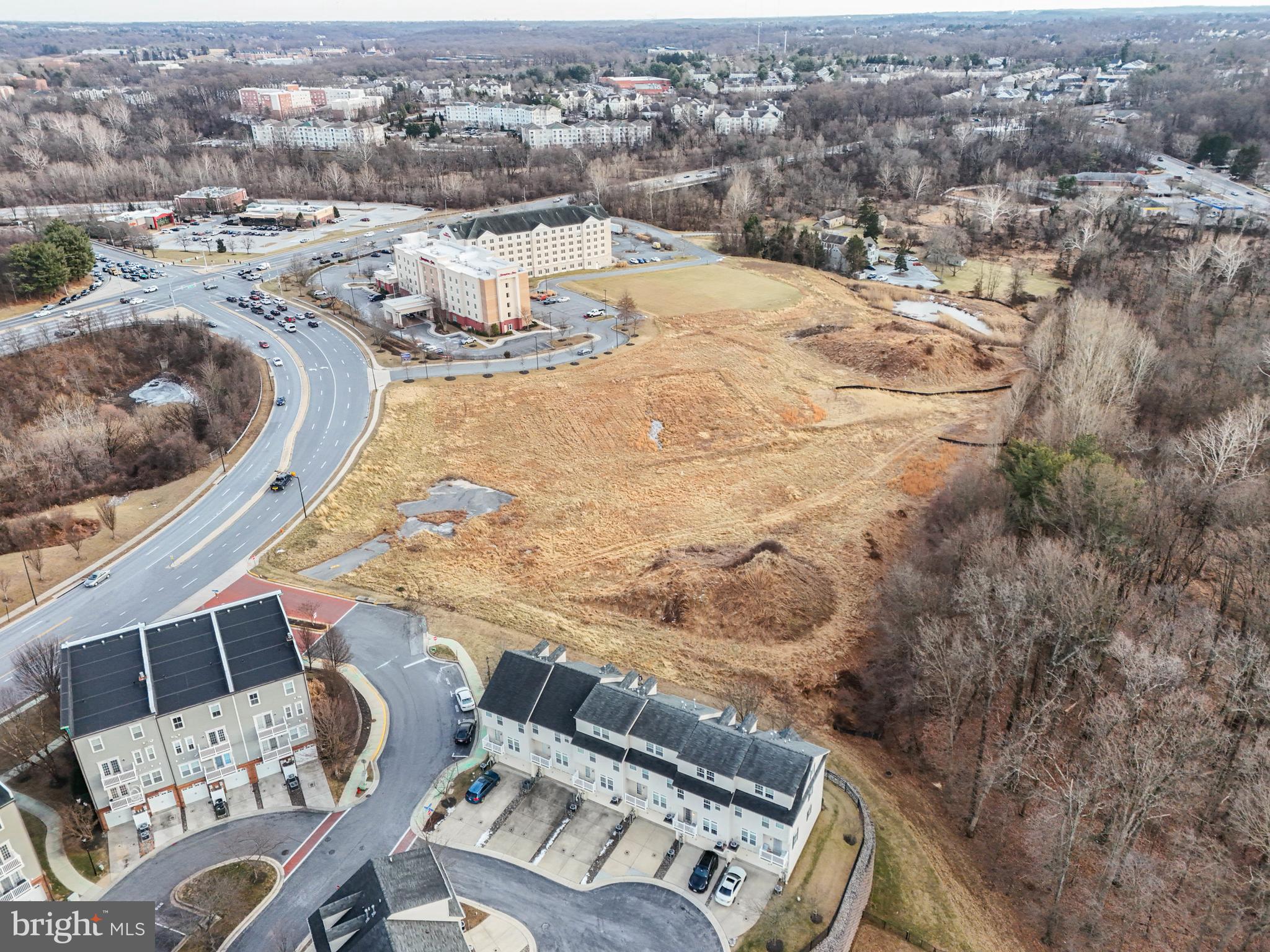 ESPLANADE RED RUN VILLA - Residential