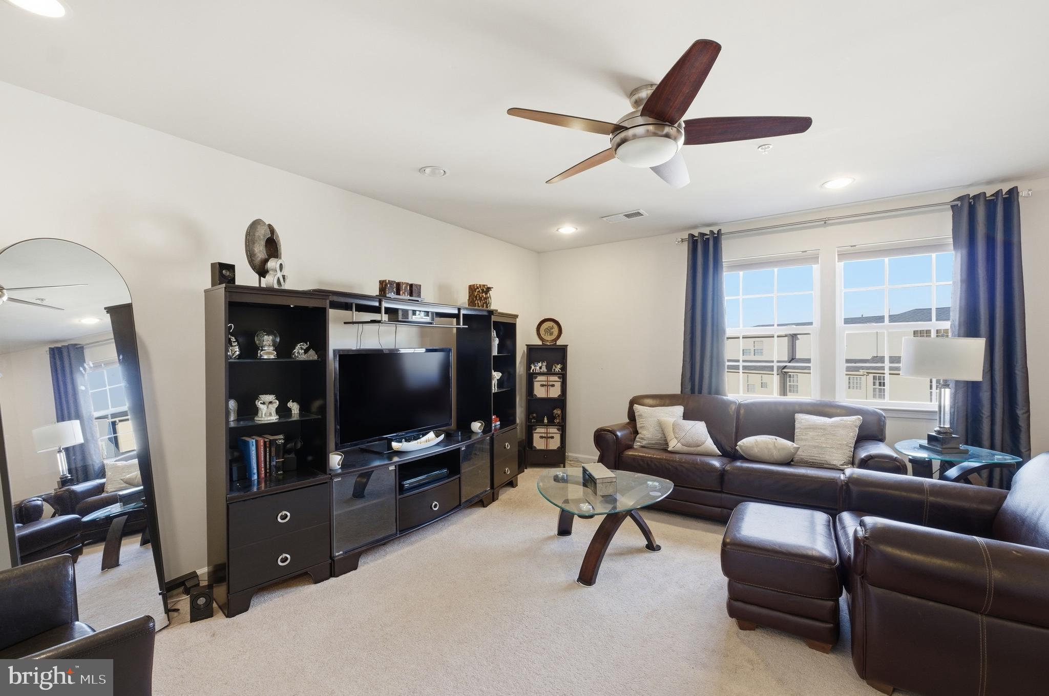 ESPLANADE RED RUN VILLA - Residential