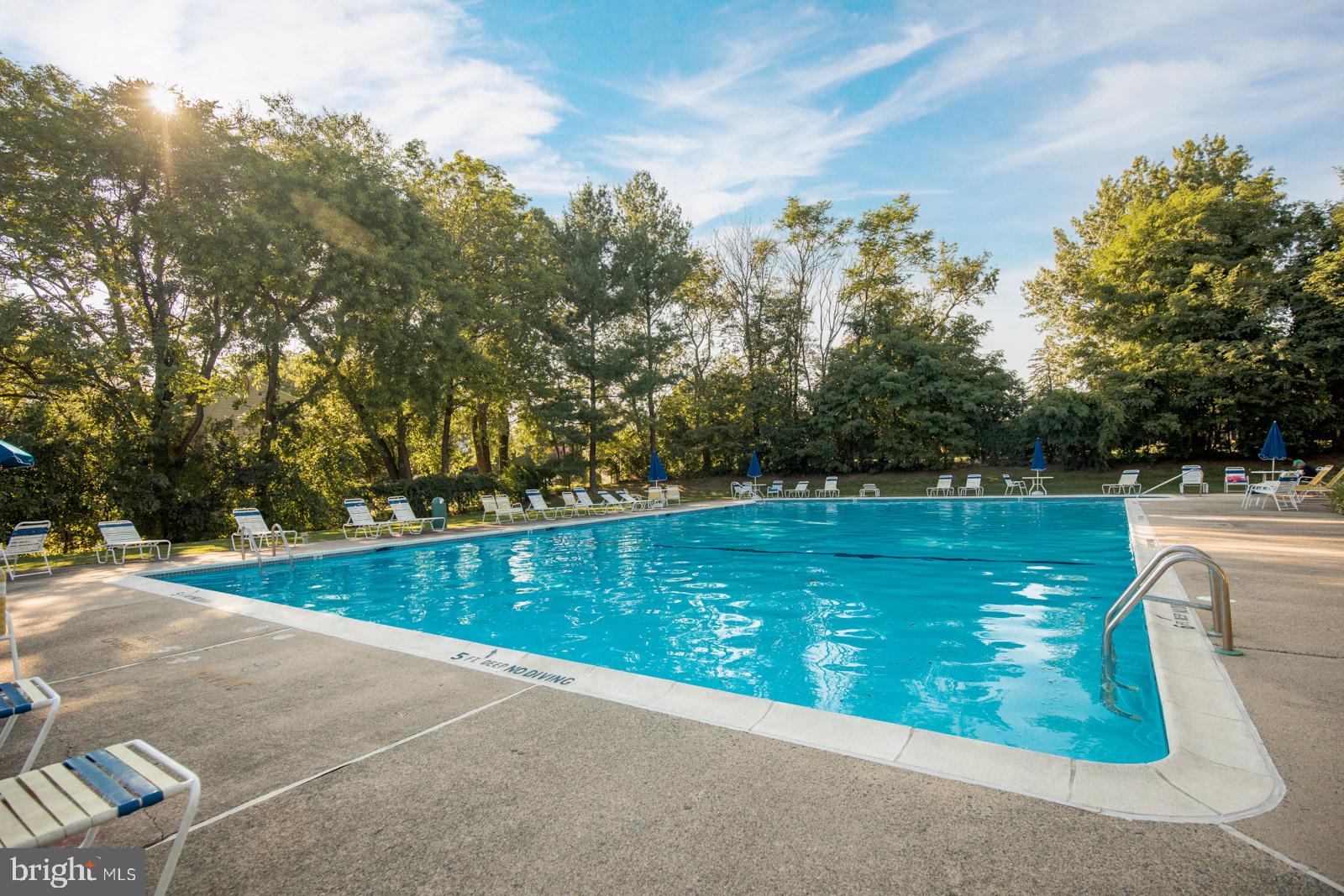 VALLEY GLEN - Residential