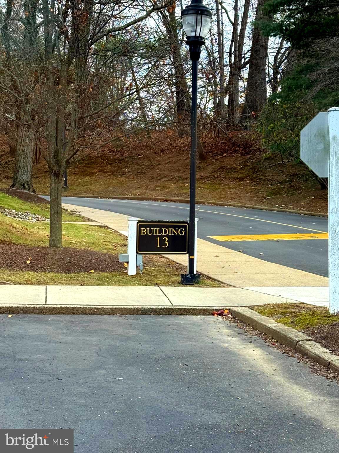 VALLEY GLEN - Residential