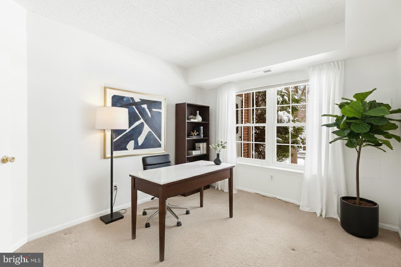 VALLEY GLEN - Residential