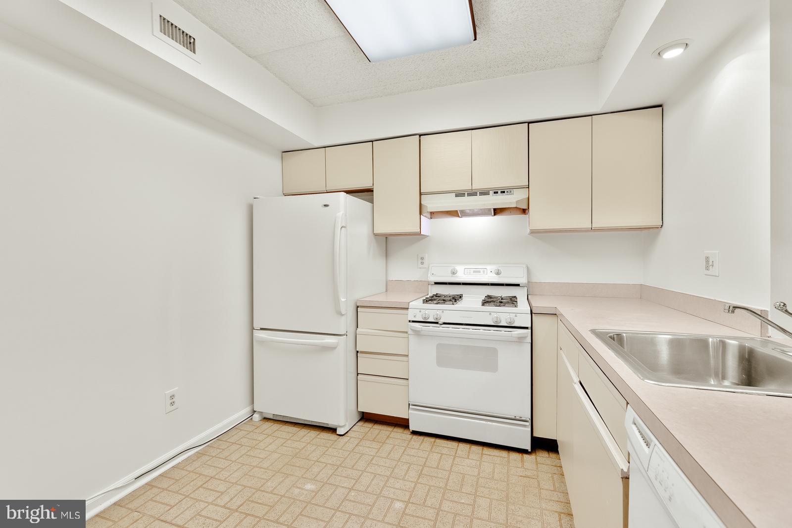 VALLEY GLEN - Residential