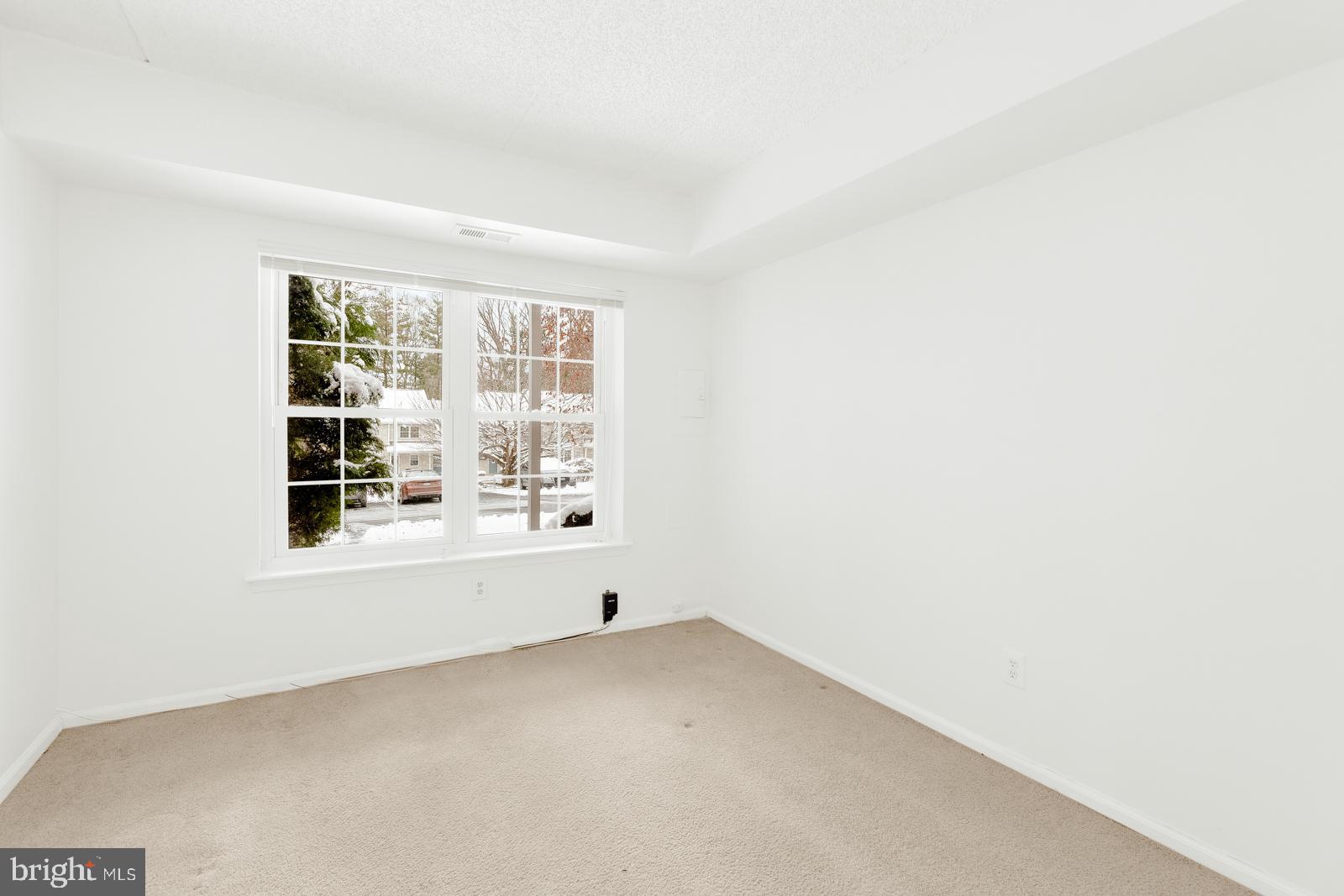 VALLEY GLEN - Residential