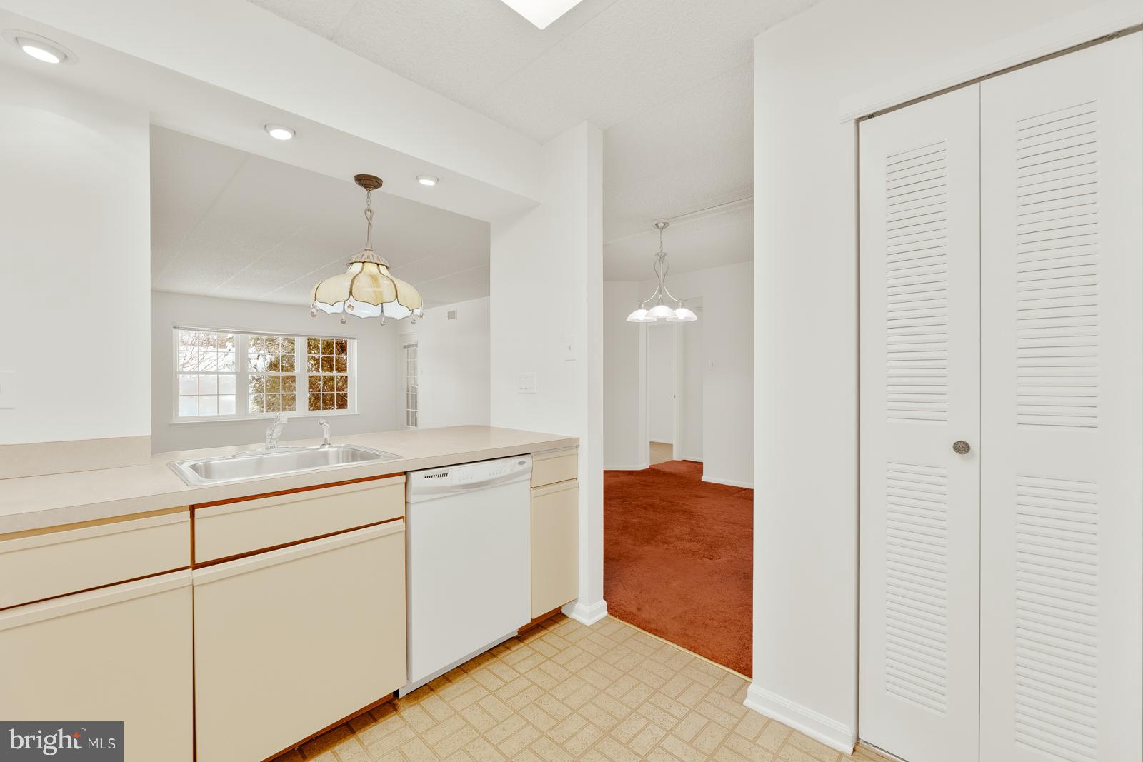 VALLEY GLEN - Residential