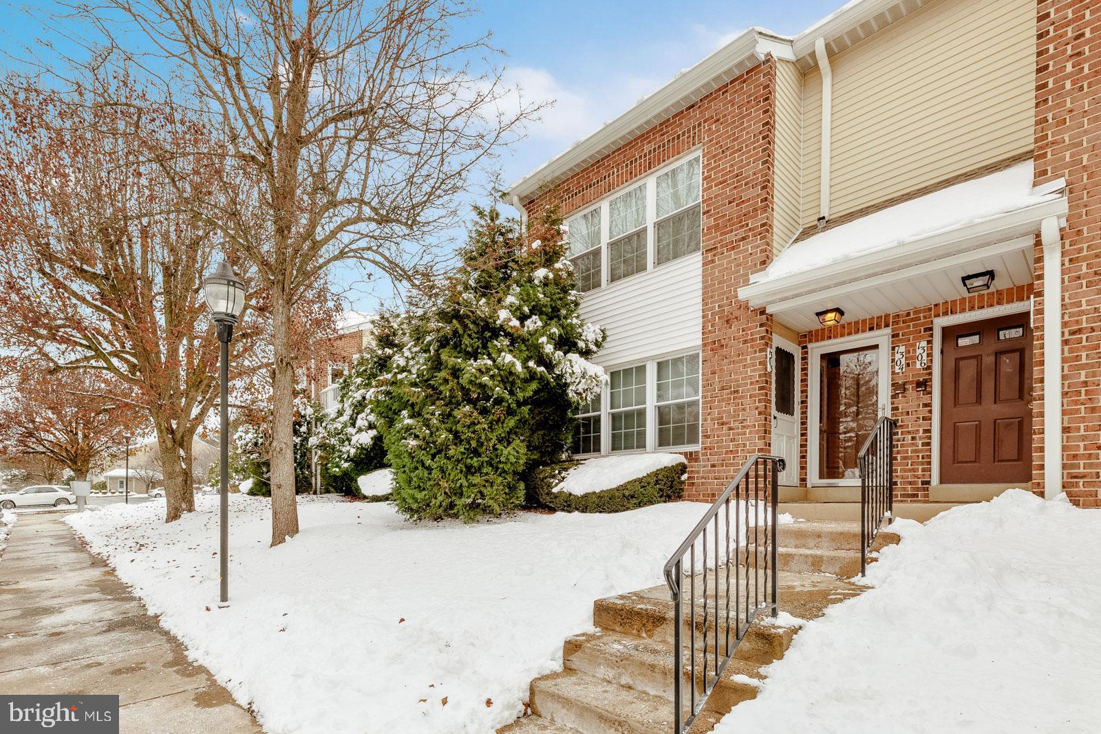 VALLEY GLEN - Residential