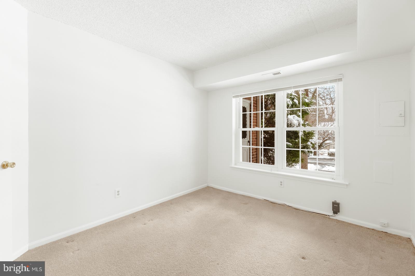 VALLEY GLEN - Residential