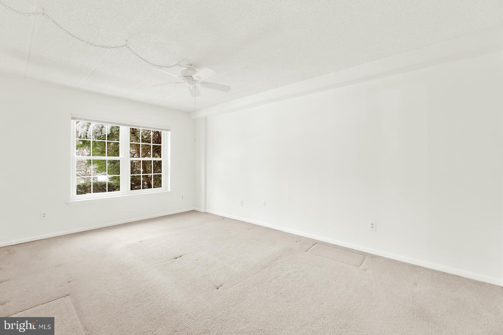 VALLEY GLEN - Residential