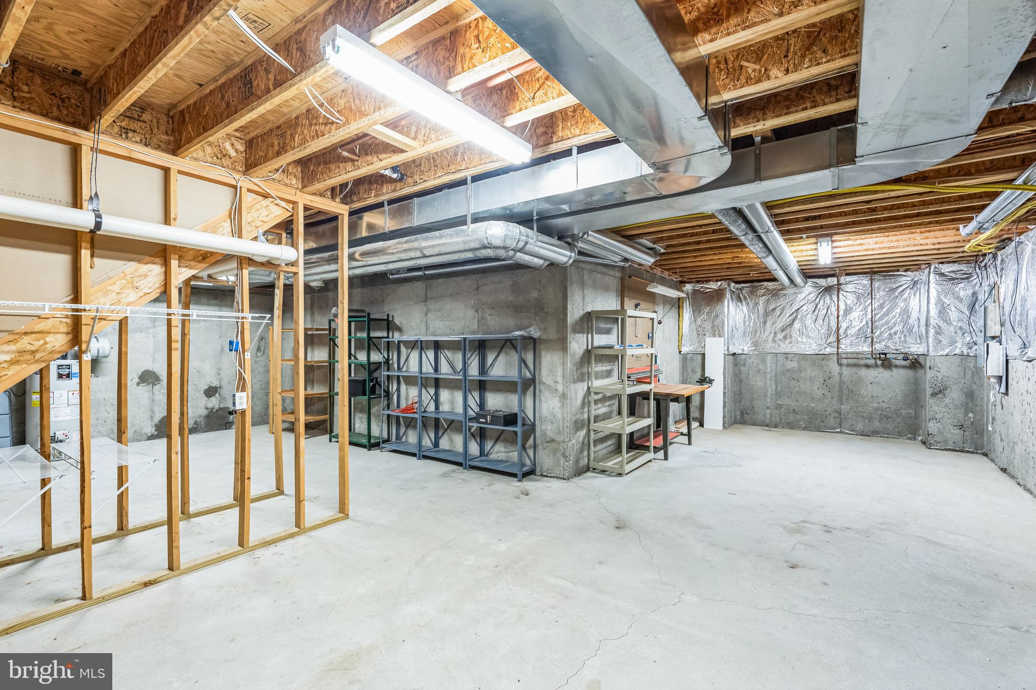 BREYER WOODS - Residential