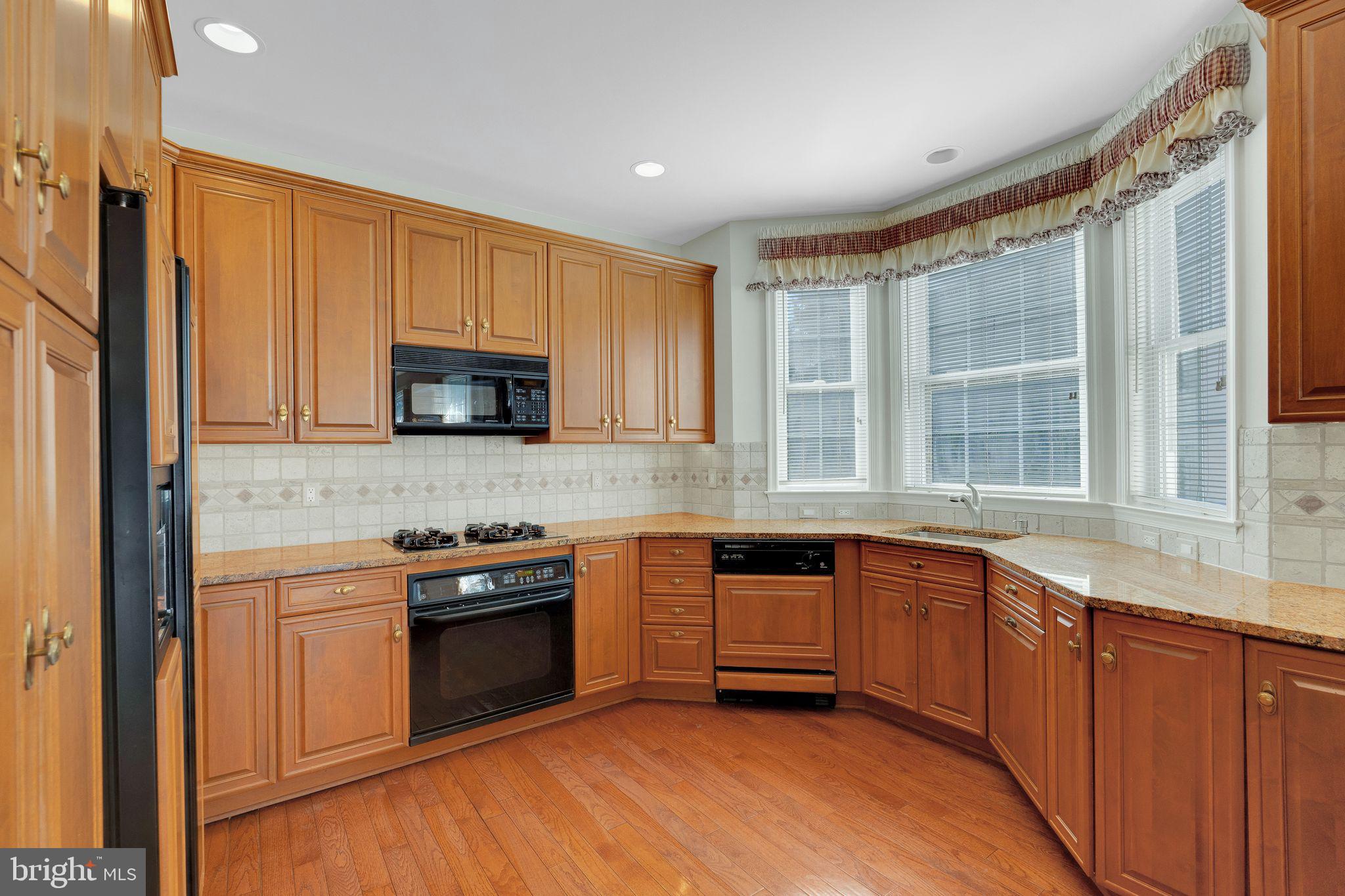 BREYER WOODS - Residential