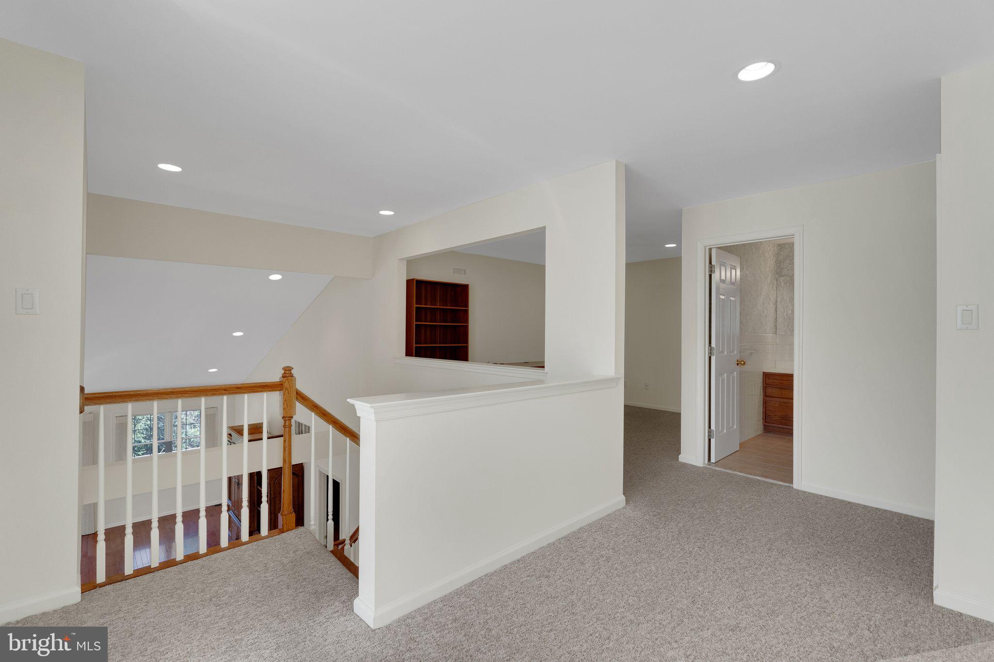 BREYER WOODS - Residential