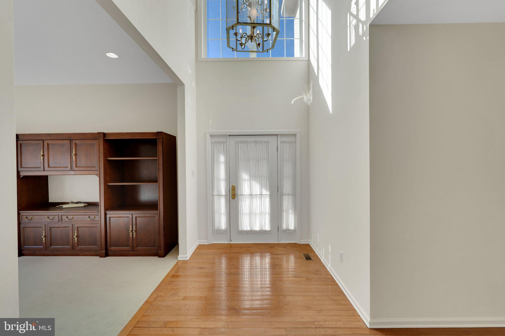 BREYER WOODS - Residential