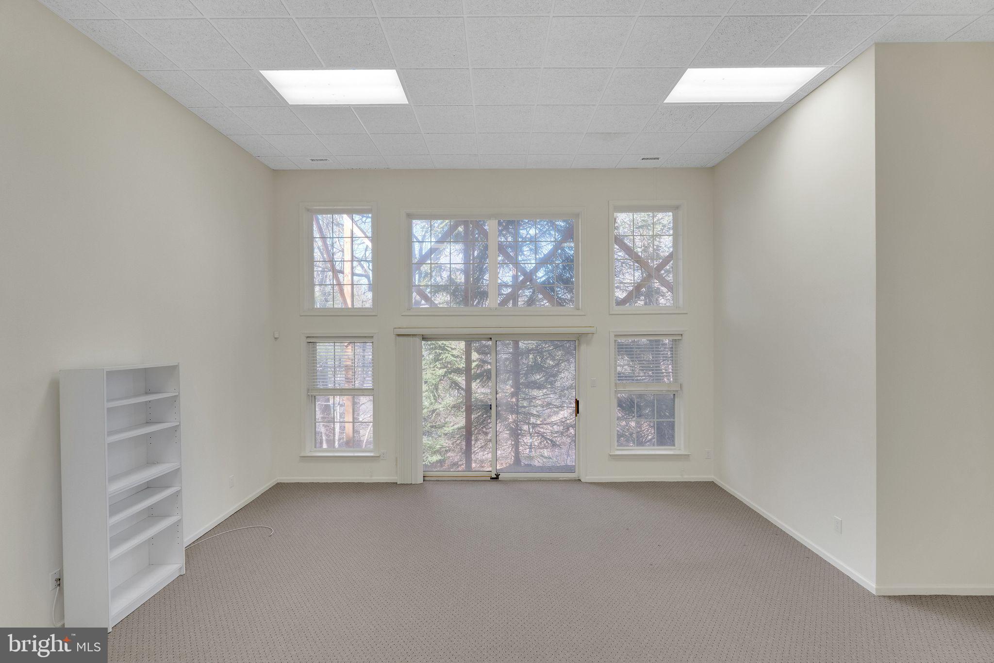 BREYER WOODS - Residential