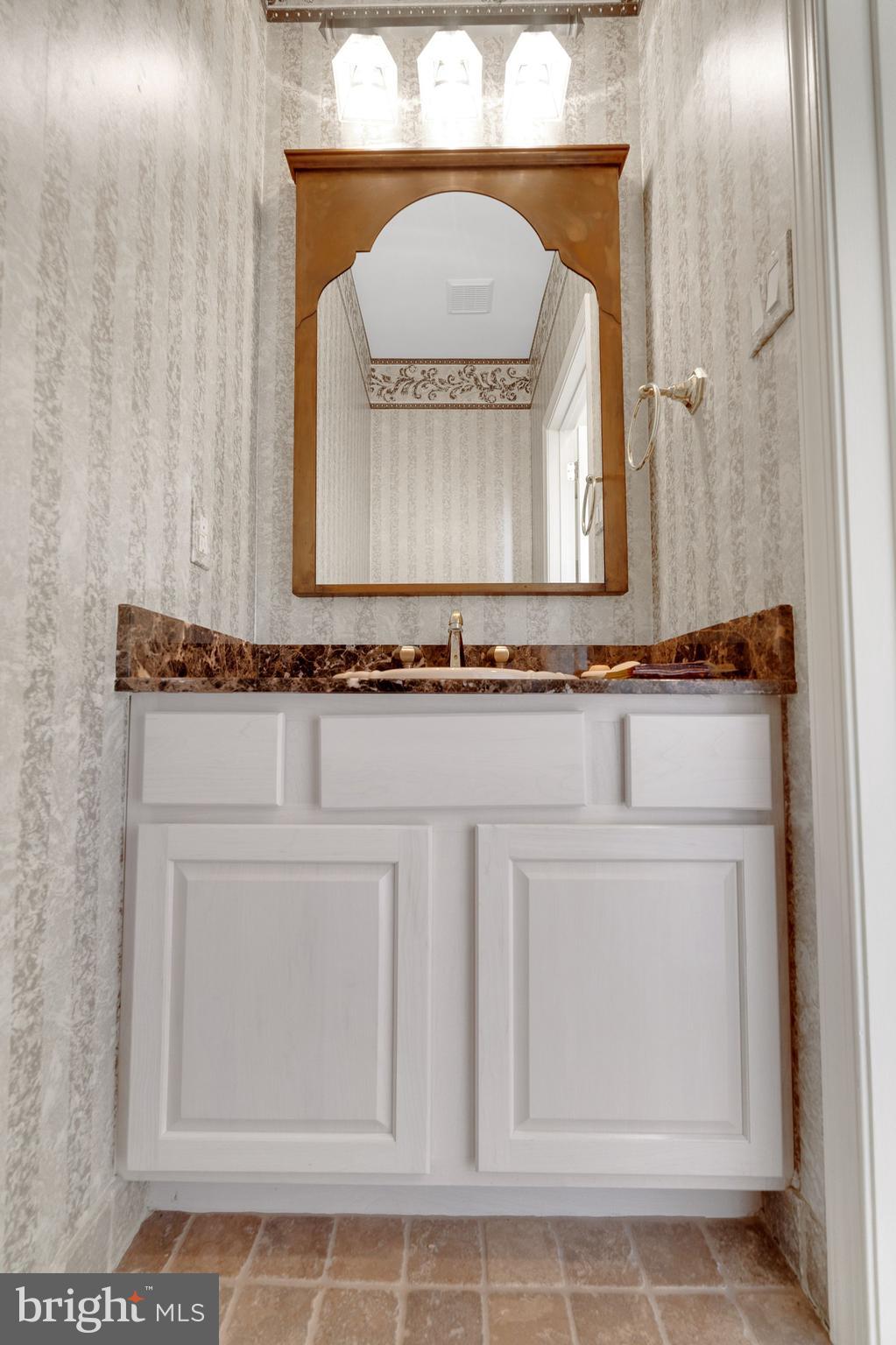 BREYER WOODS - Residential