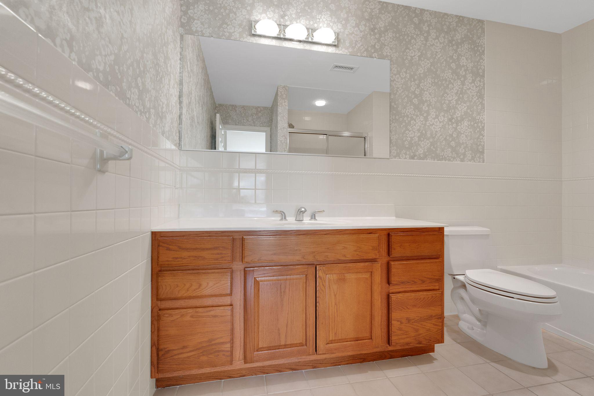 BREYER WOODS - Residential