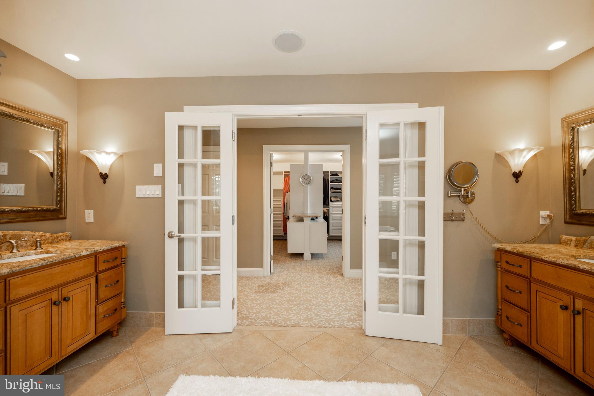 CHANTILLY FARM - Residential