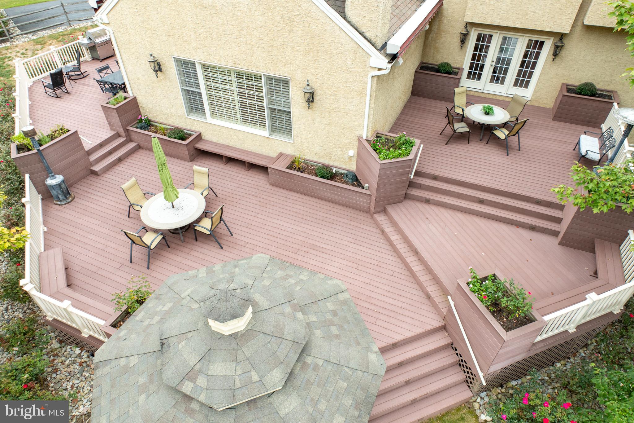 CHANTILLY FARM - Residential