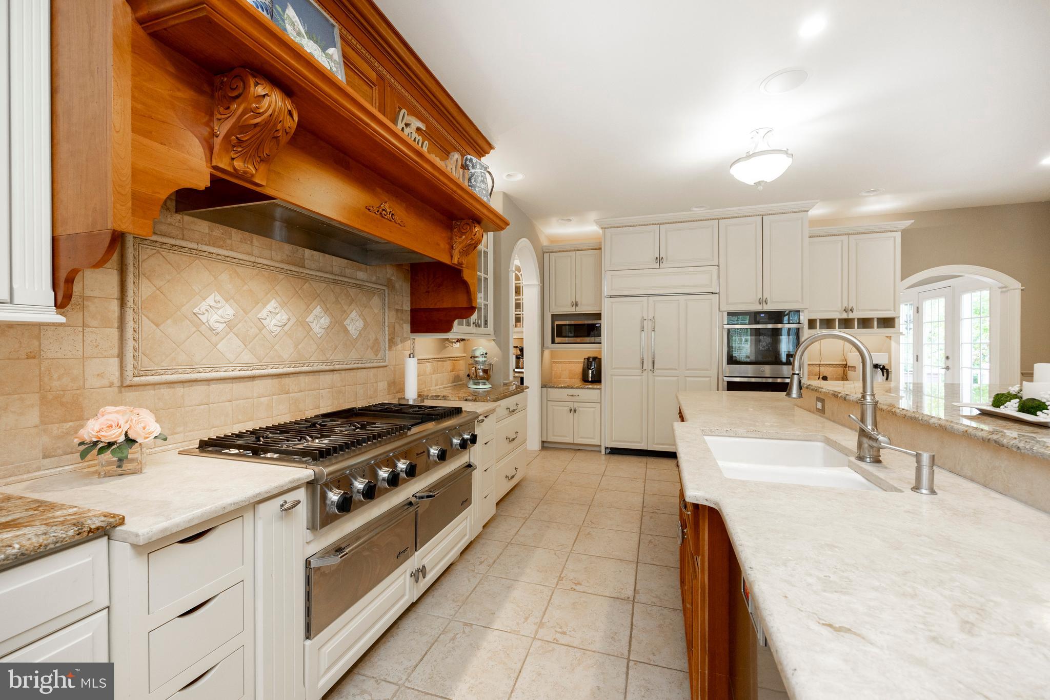 CHANTILLY FARM - Residential