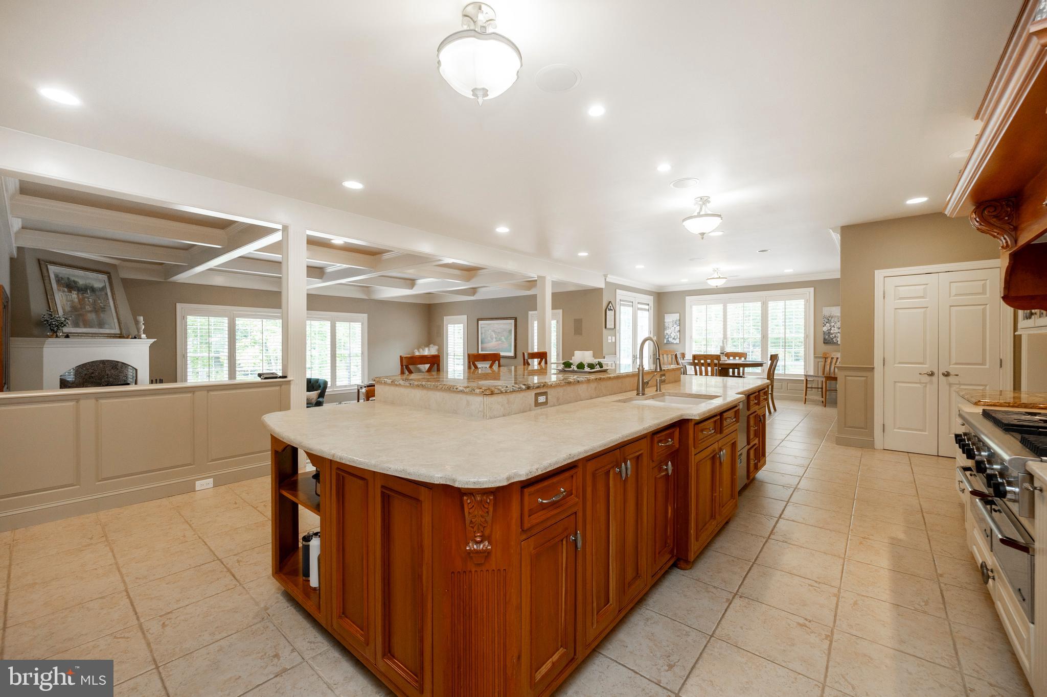 CHANTILLY FARM - Residential