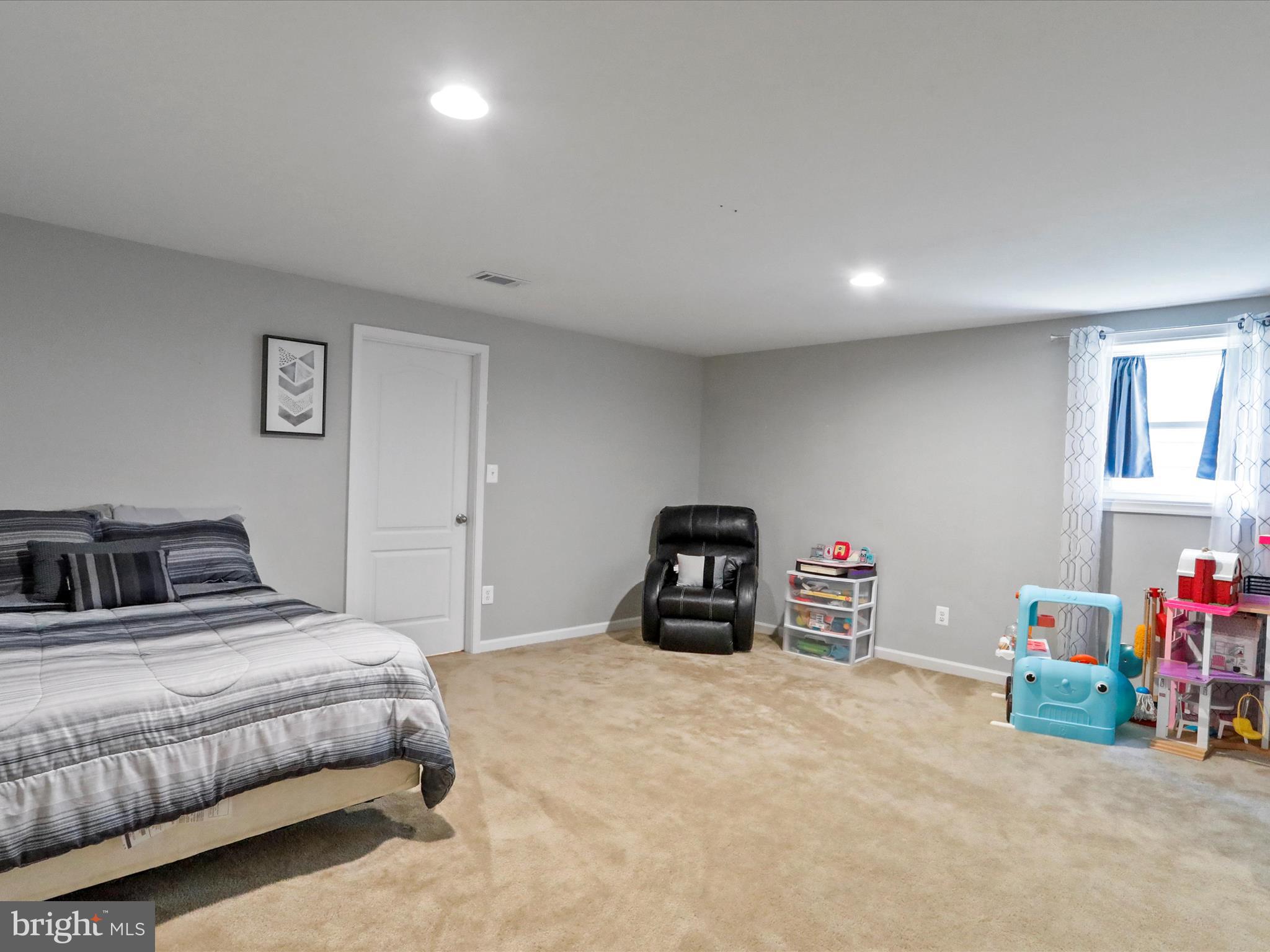 OVERLOOK AT RIVERSIDE - Residential