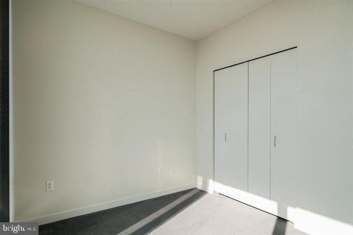 LOGAN SQUARE - Residential Lease