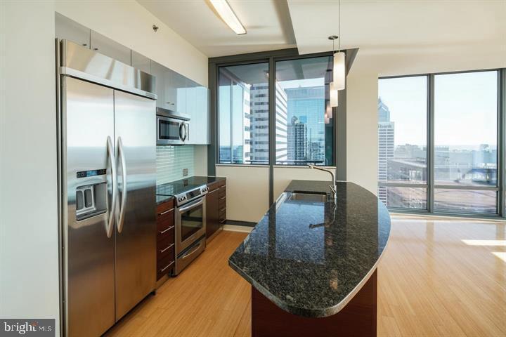 LOGAN SQUARE - Residential Lease