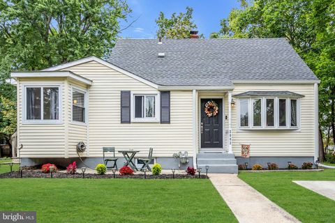 2002 S BRIGHTON AVENUE CLEMENTON NJ 08021