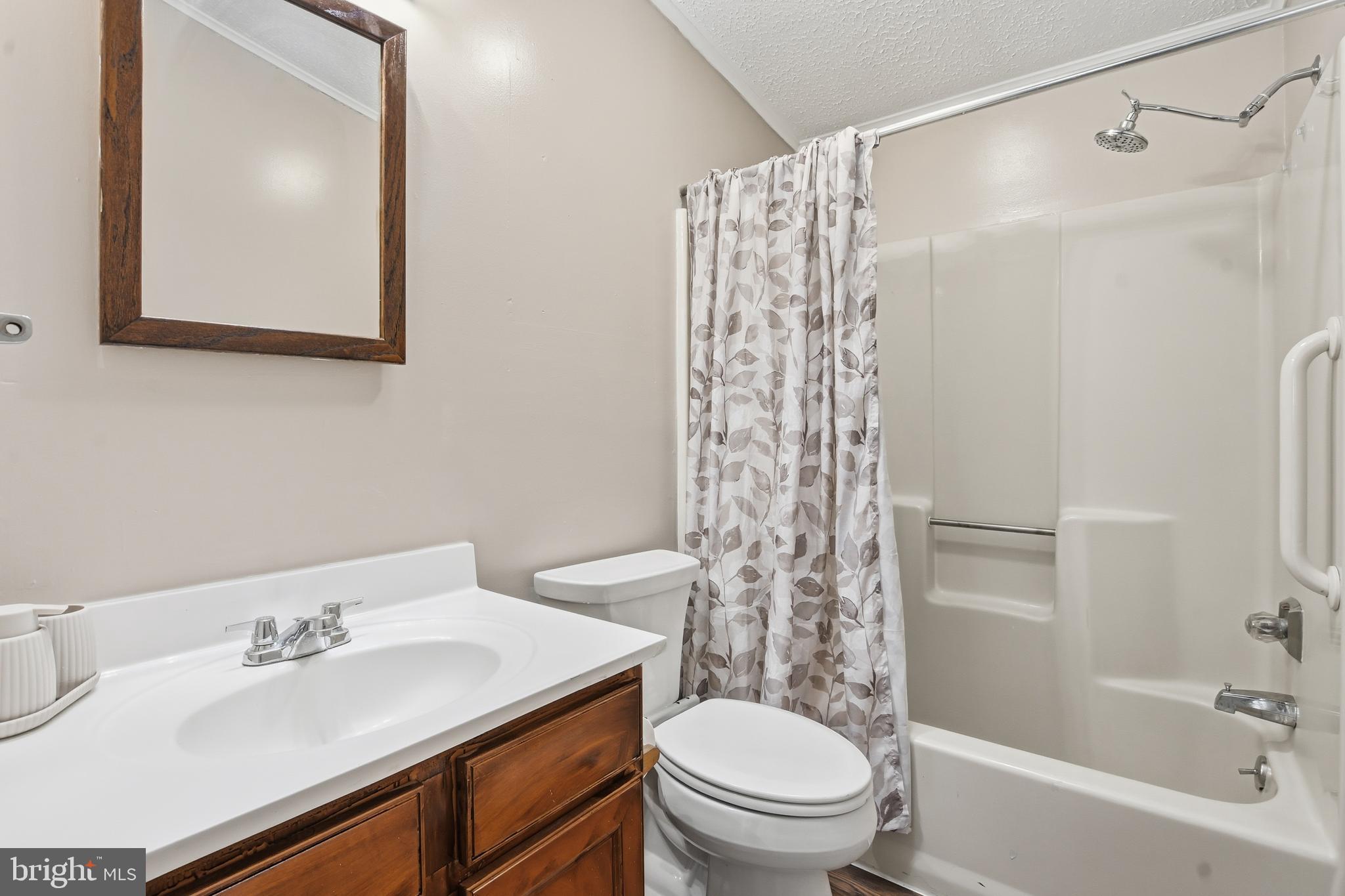 UTTERBACK PARTN OF LAND - Residential