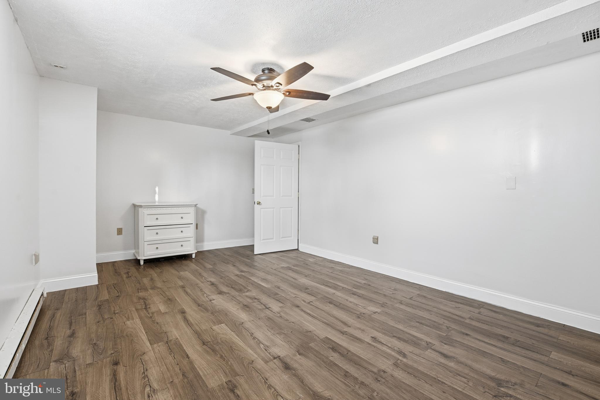 UTTERBACK PARTN OF LAND - Residential