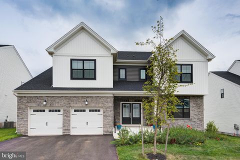 Photo of 87 Aaron Truehart Way, TITUSVILLE, NJ 08560 (MLS # NJME2069020) Photo of 87 Aaron Truehart Way, TITUSVILLE, NJ 08560 (MLS # NJME2069020)