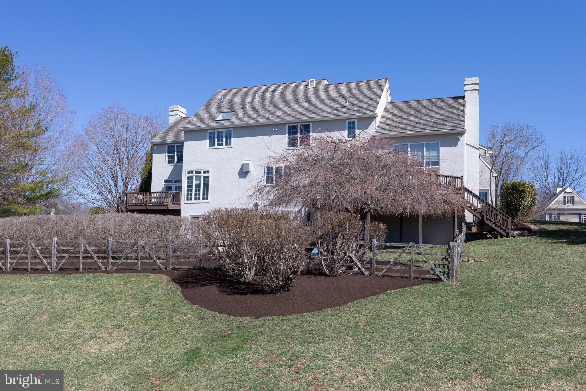 VALLEY CREEK FARM - Residential